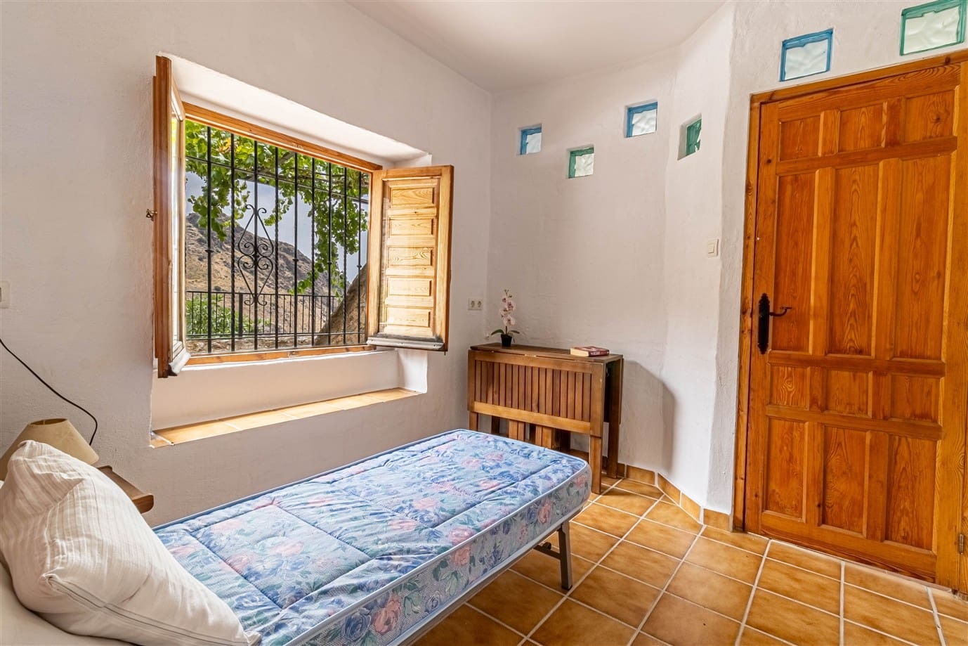 6 bedroom Finca/Country House for sale in Pampaneira with pool garage - € 275,000 (Ref: 9971677)