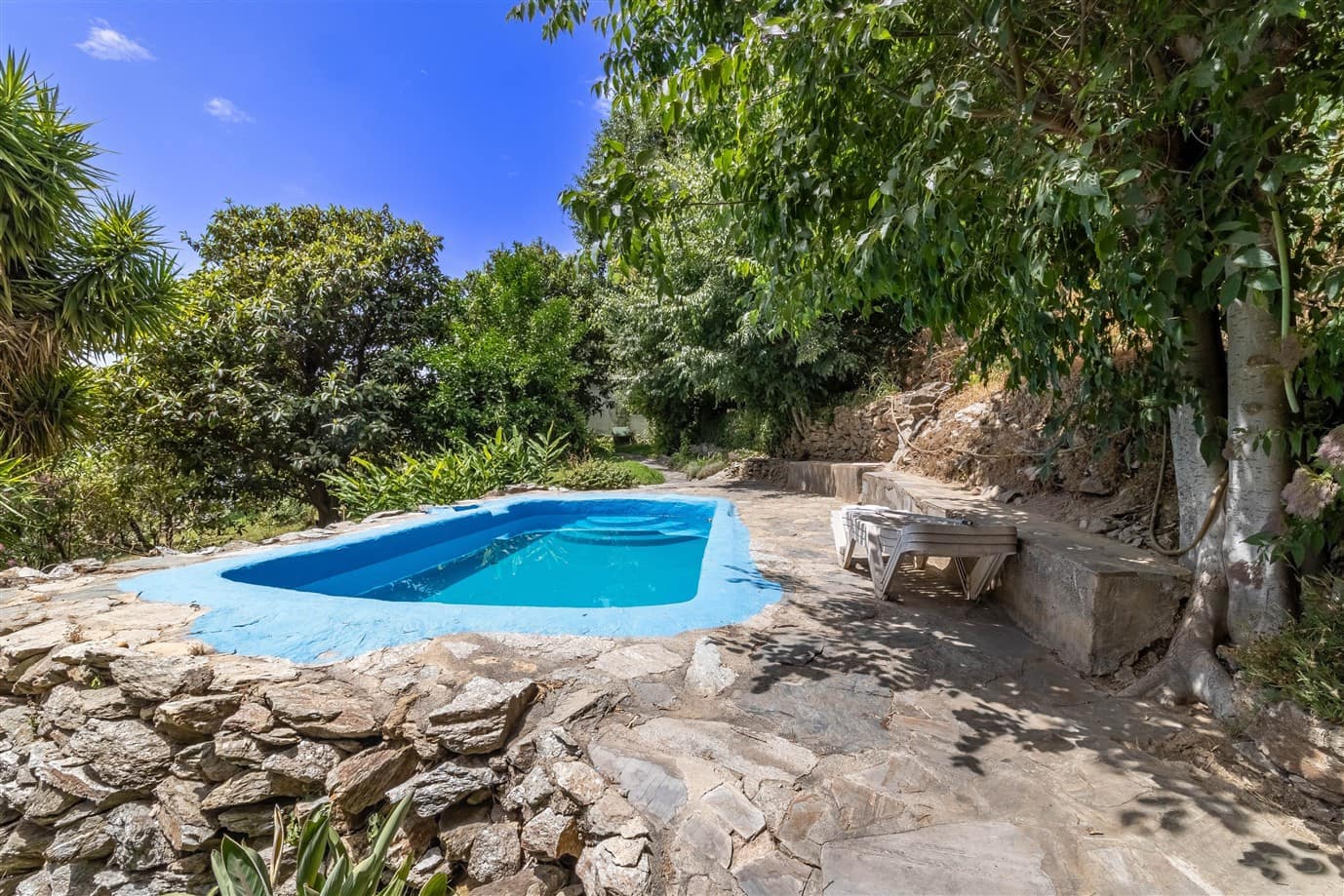 6 bedroom Finca/Country House for sale in Pampaneira with pool garage - € 275,000 (Ref: 9971677)