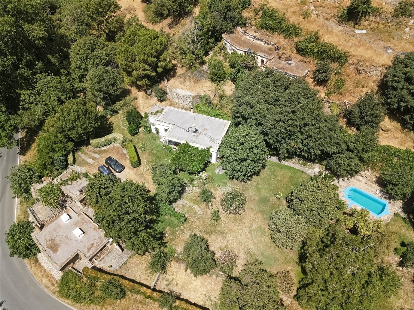 6 bedroom Finca/Country House for sale in Pampaneira with pool garage - € 275,000 (Ref: 9971677)