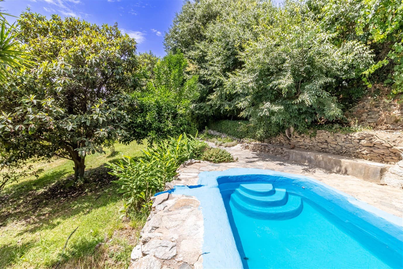 6 bedroom Finca/Country House for sale in Pampaneira with pool garage - € 275,000 (Ref: 9971677)