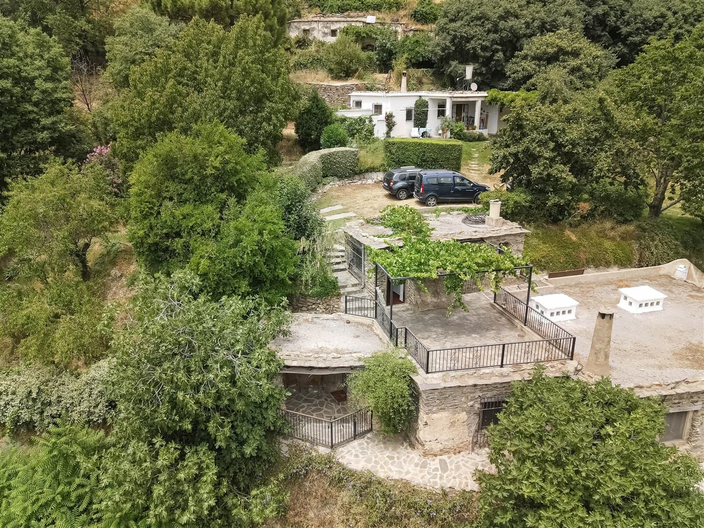 6 bedroom Finca/Country House for sale in Pampaneira with pool garage - € 275,000 (Ref: 9971677)