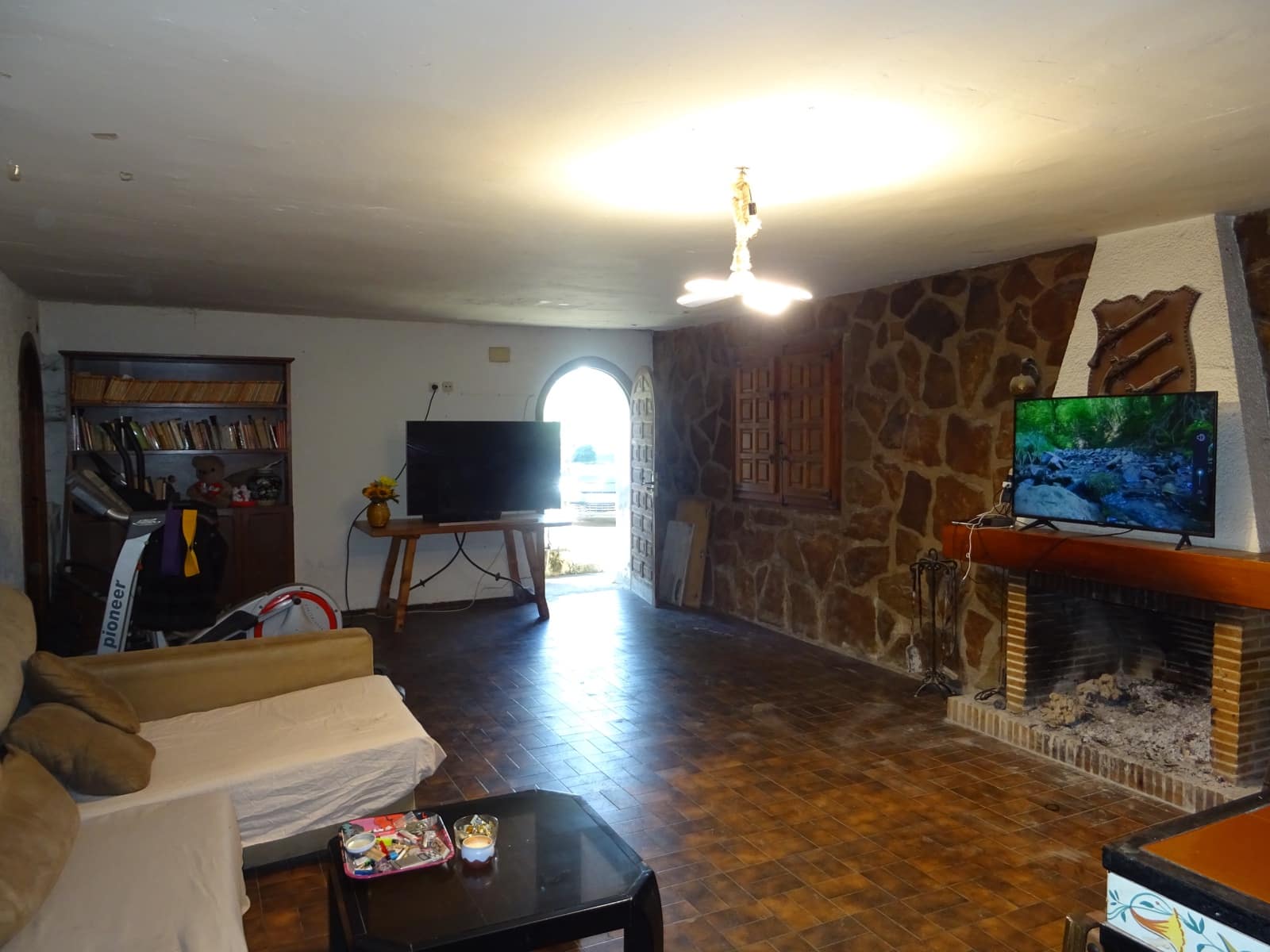 7 soveværelse Villa til salg i Jalon / Xalo med garage - € 420.000 (Ref: 1130423)