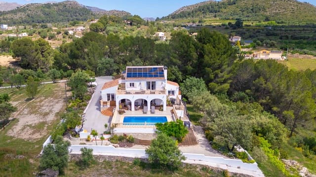 4 Zimmer Finca/Landgut zu verkaufen in Murla mit Pool Garage - 765.000 € (Ref: 247579)