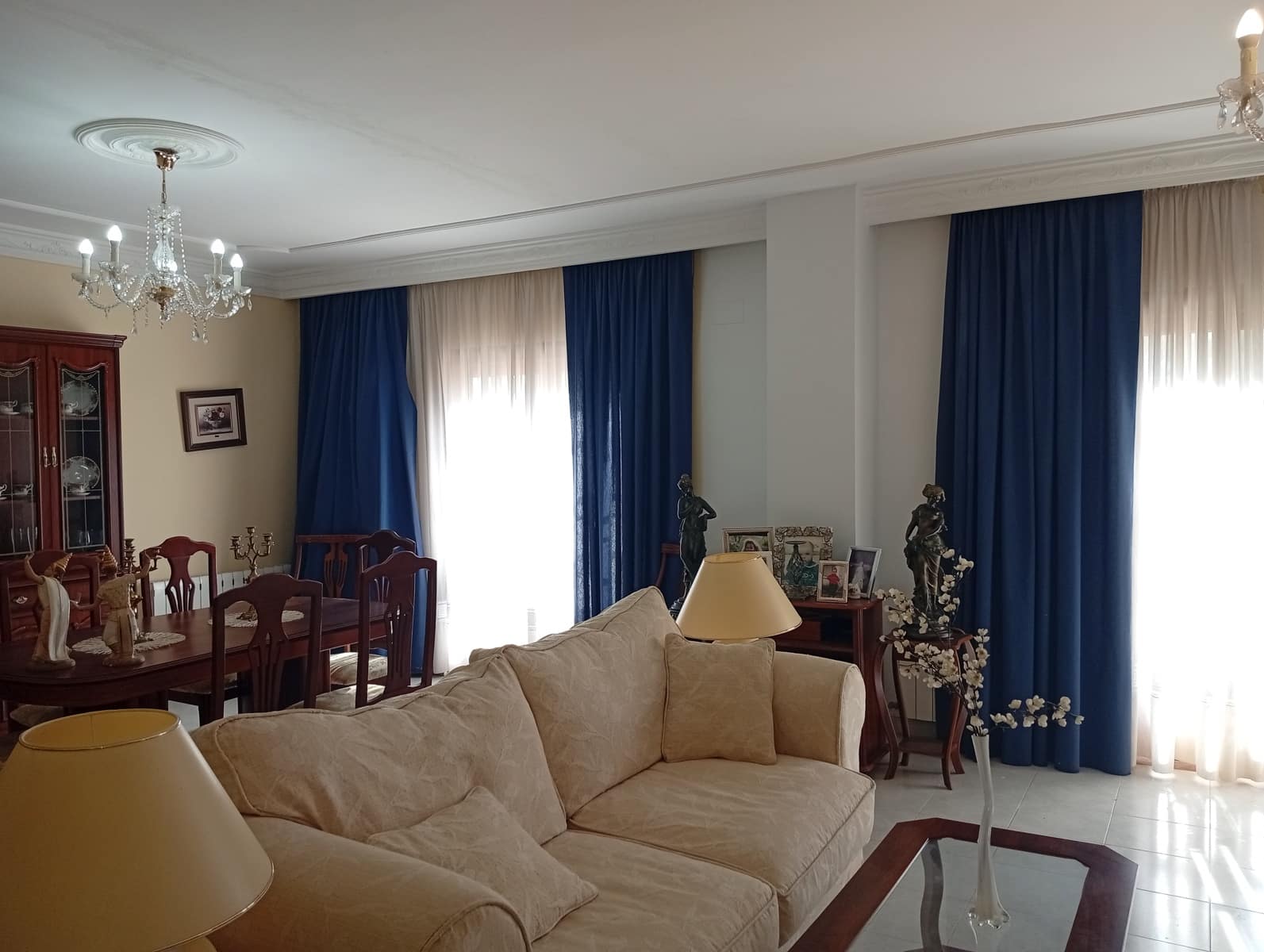 Villa til salgs i Jalon / Xalo med garasje - € 700 000 (Ref: 247593)