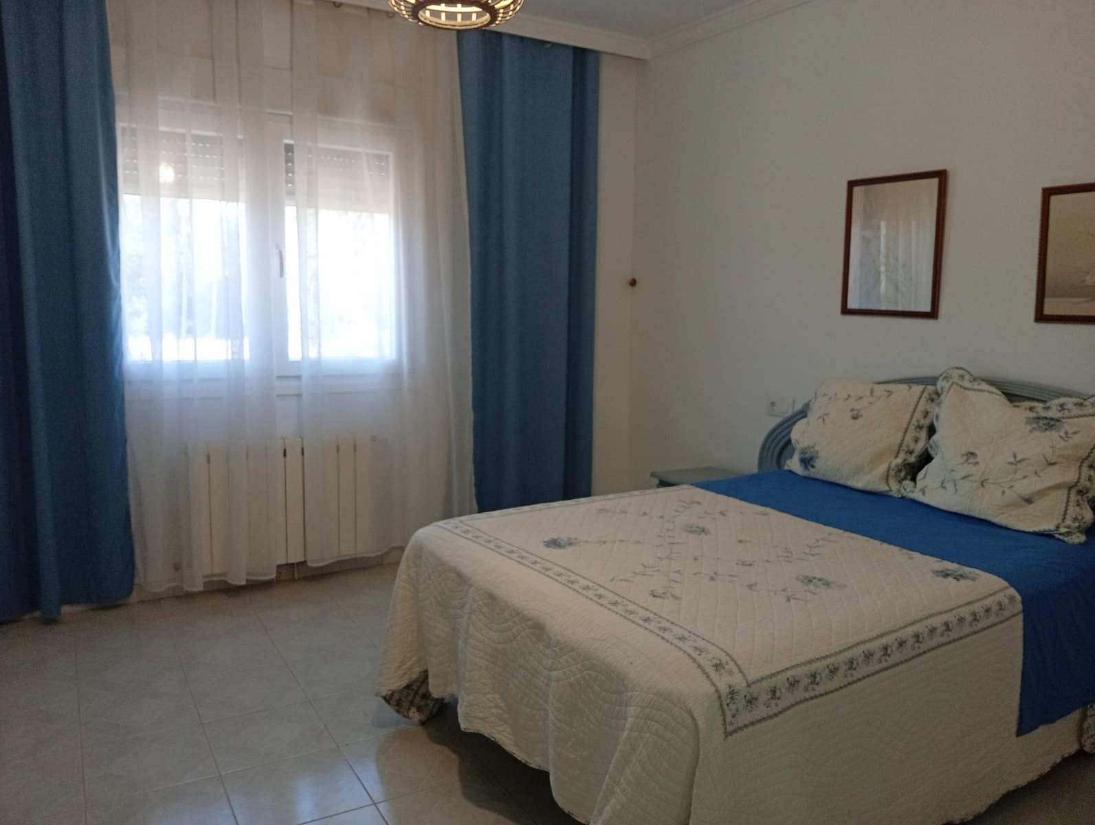 Villa til salgs i Jalon / Xalo med garasje - € 700 000 (Ref: 247593)