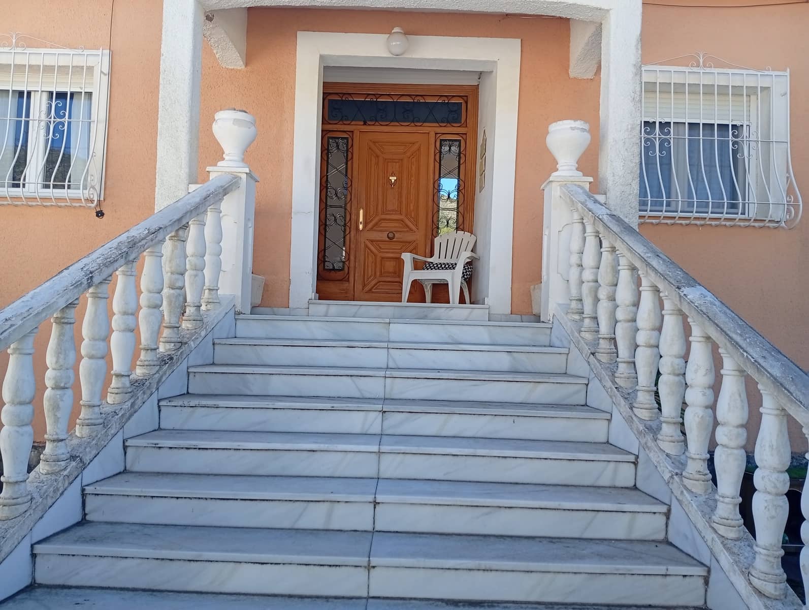 Villa til salgs i Jalon / Xalo med garasje - € 700 000 (Ref: 247593)