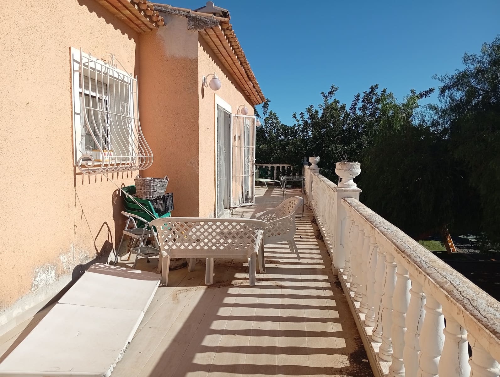 Villa til salgs i Jalon / Xalo med garasje - € 700 000 (Ref: 247593)