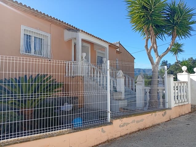 Villa te koop in Jalón / Xaló met garage - € 700.000 (Ref: 247593)