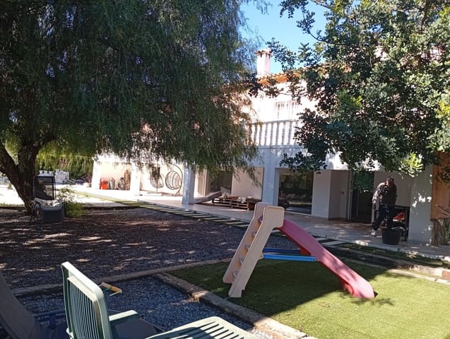 Villa te koop in Jalón / Xaló met garage - € 700.000 (Ref: 247593)