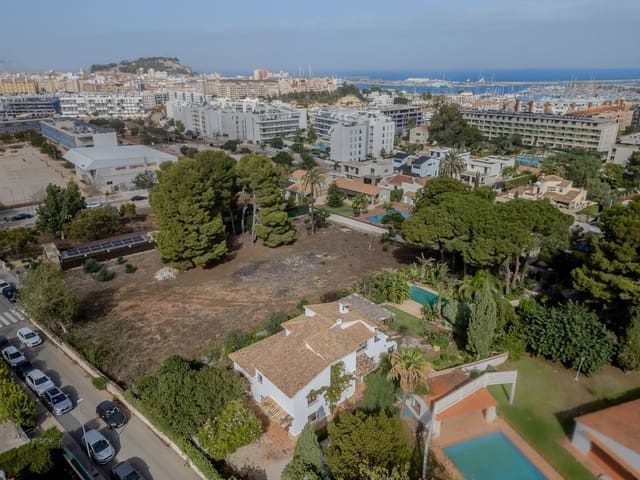 5 bedroom Villa for sale in Dénia with pool garage - € 1,395,000 (Ref: 247812)