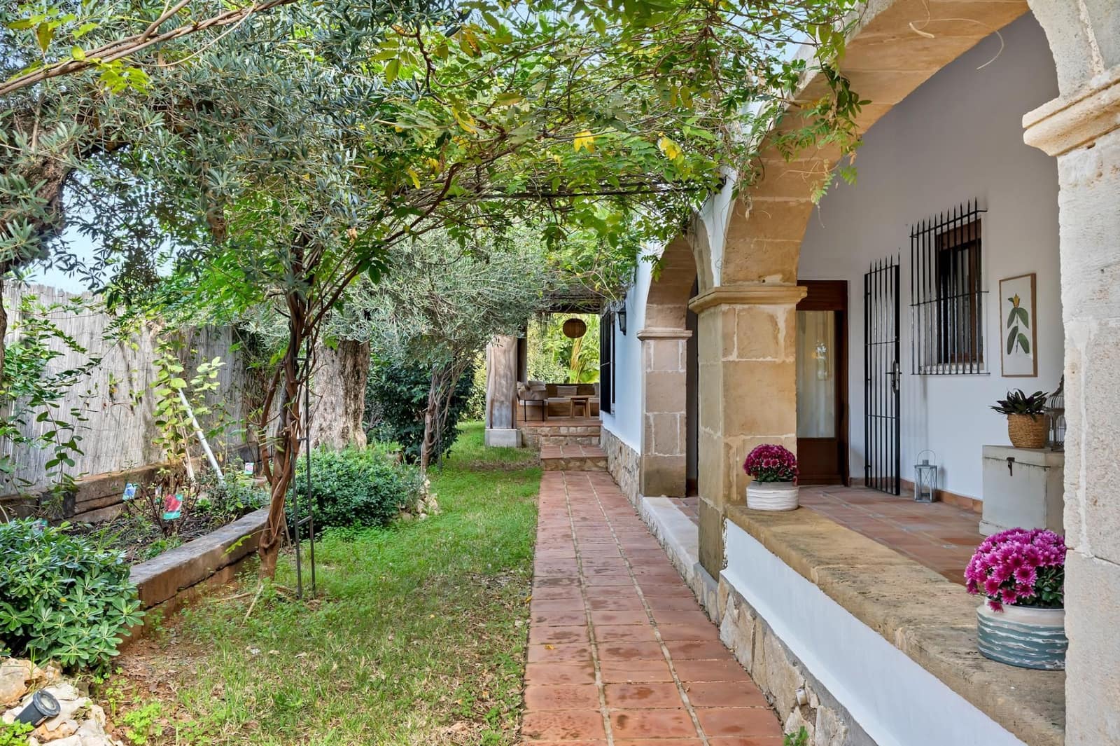 5 makuuhuone Huvila myytävänä paikassa Denia mukana uima-altaan 
autotalli - 1 395 000 € (Ref: 247812)