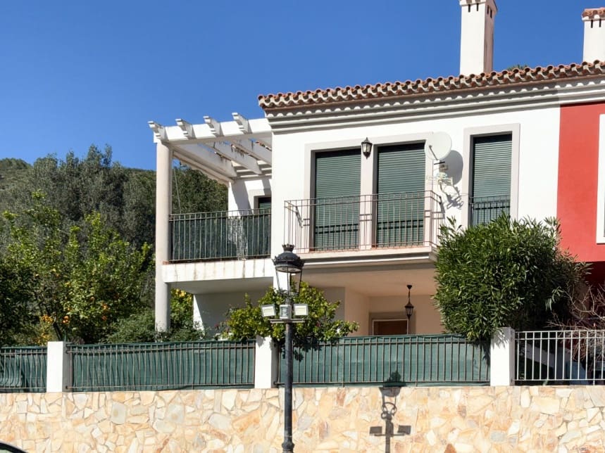 3 soveværelse Bungalow til salg i Llosa de Camacho med swimmingpool garage - € 235.000 (Ref: 247818)