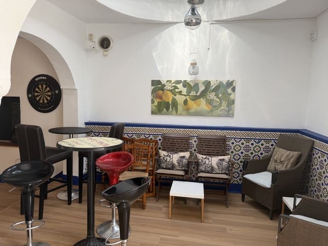 Restaurant/bar te koop in Orba met garage - € 476.000 (Ref: 250399)