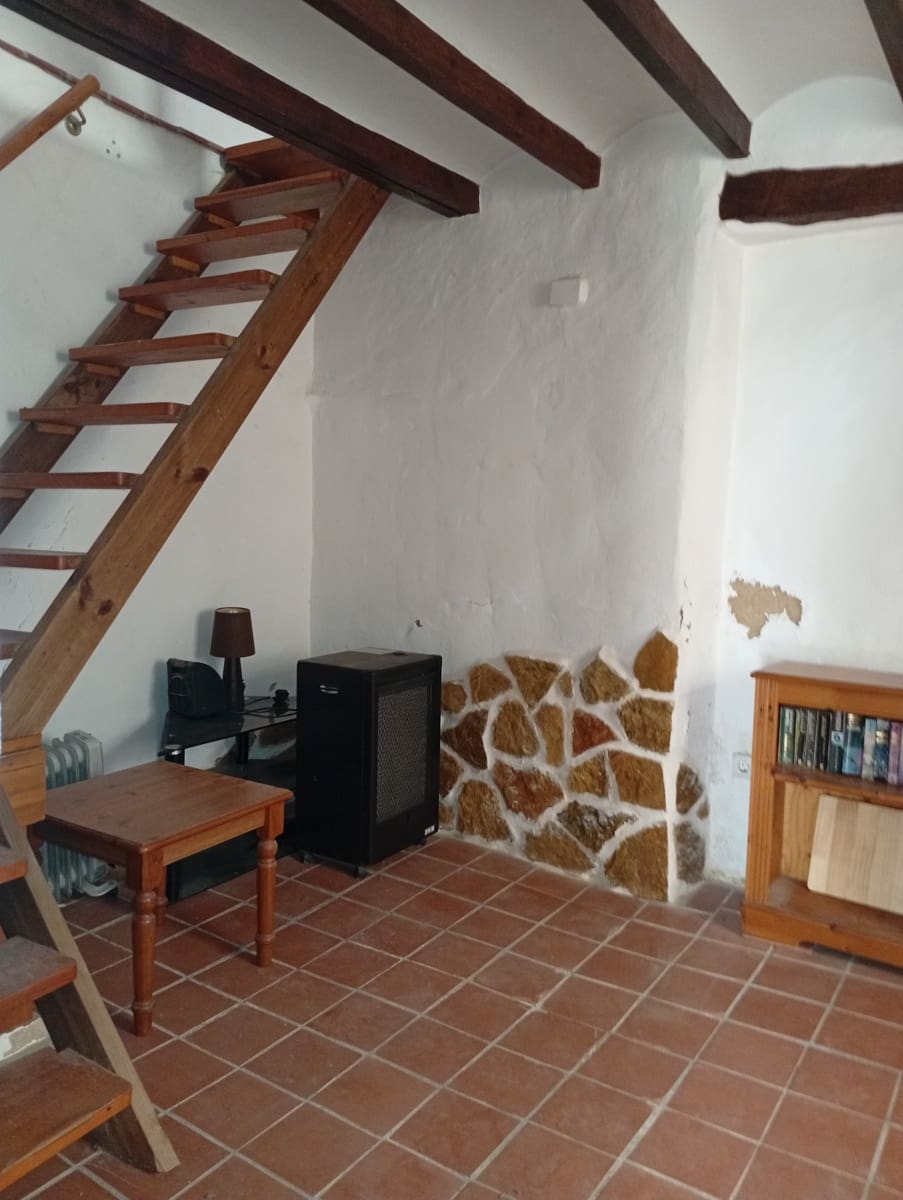 3 soveværelse Byhus til salg i Alcalali / Alcanali - € 110.000 (Ref: 251337)