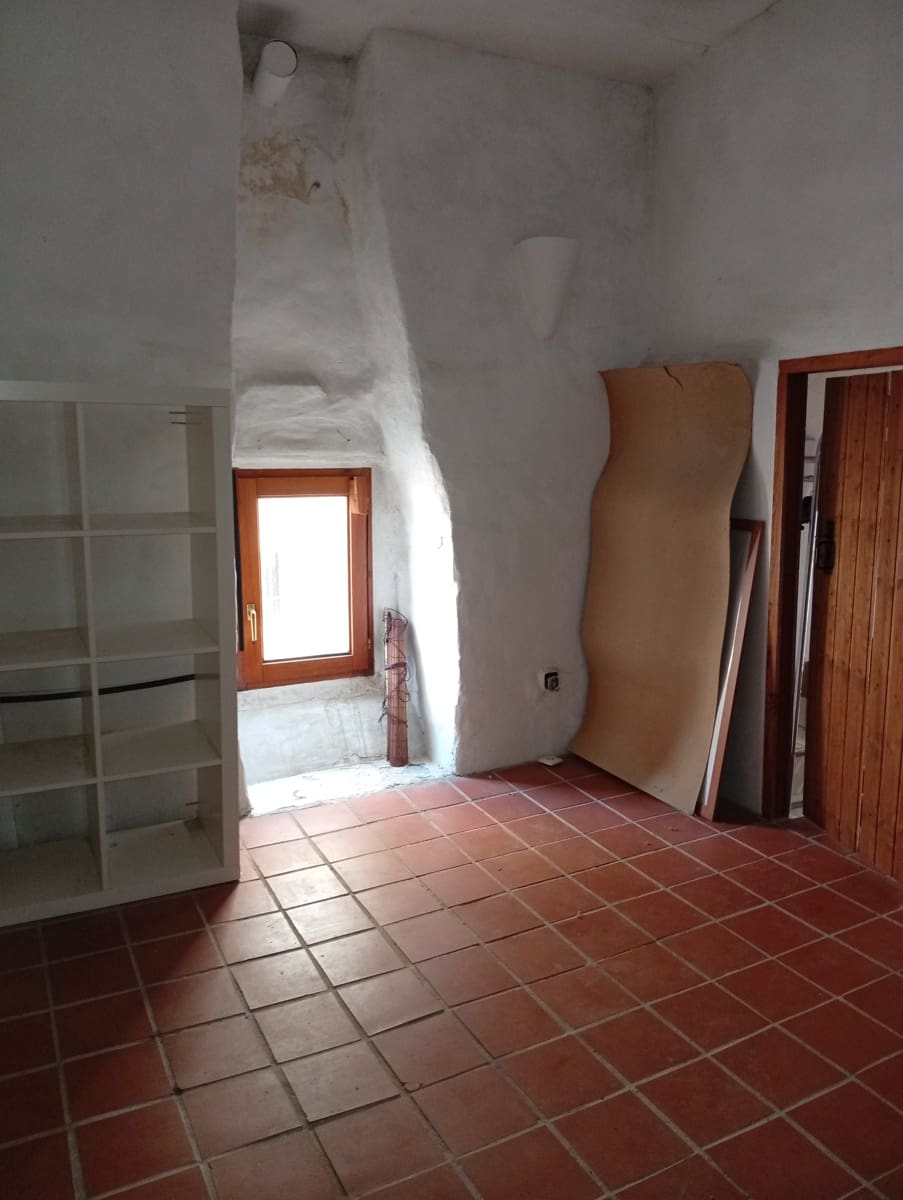 3 soveværelse Byhus til salg i Alcalali / Alcanali - € 110.000 (Ref: 251337)