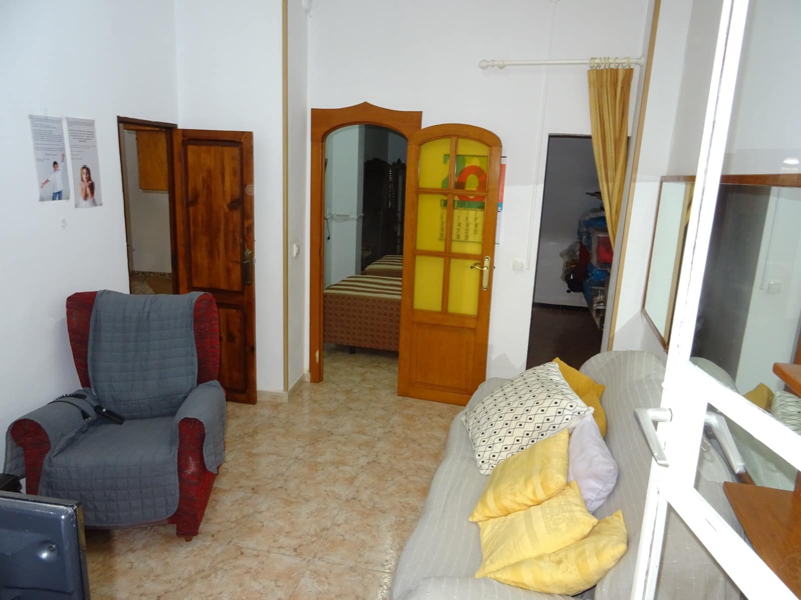 8 soveværelse Byhus til salg i Jalon / Xalo - € 330.000 (Ref: 251340)