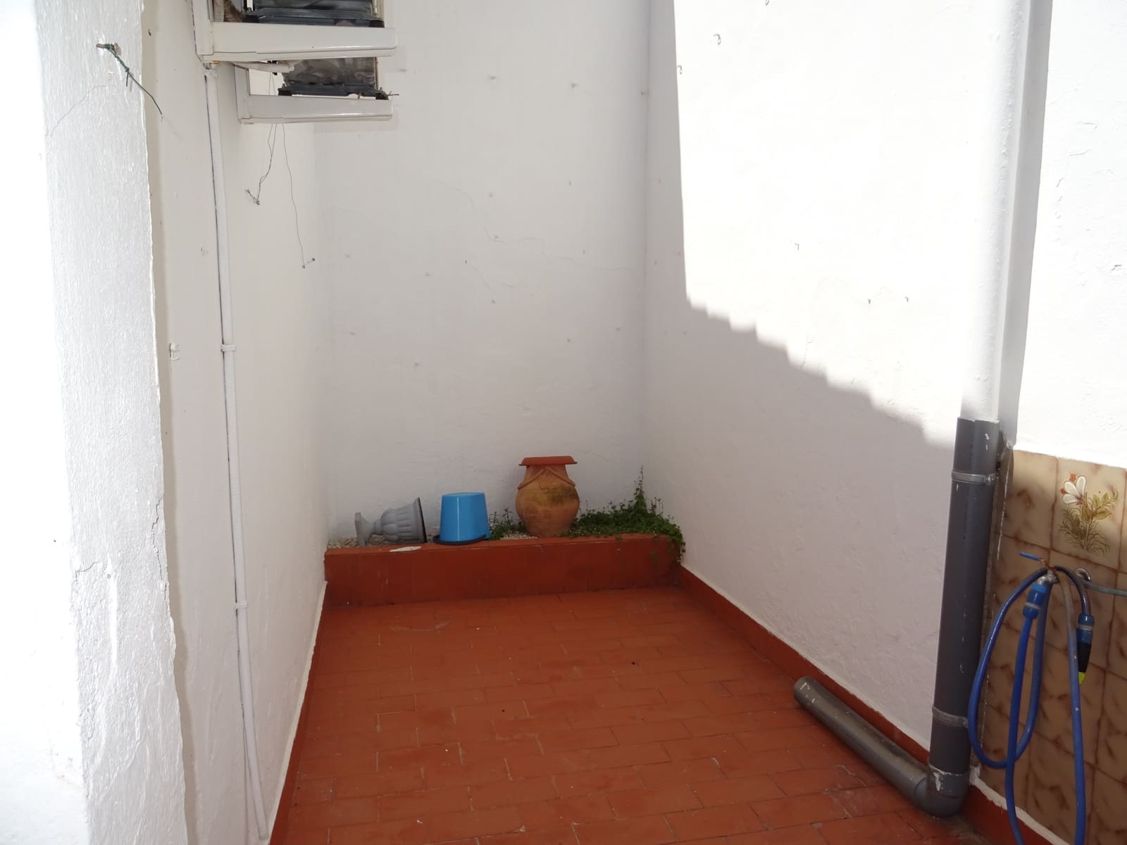 8 soveværelse Byhus til salg i Jalon / Xalo - € 330.000 (Ref: 251340)