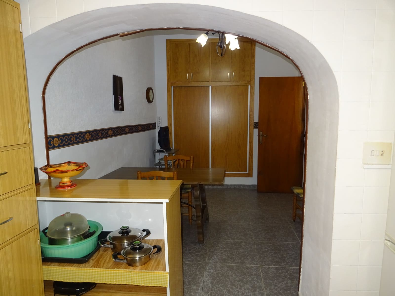 8 soveværelse Byhus til salg i Jalon / Xalo - € 330.000 (Ref: 251340)