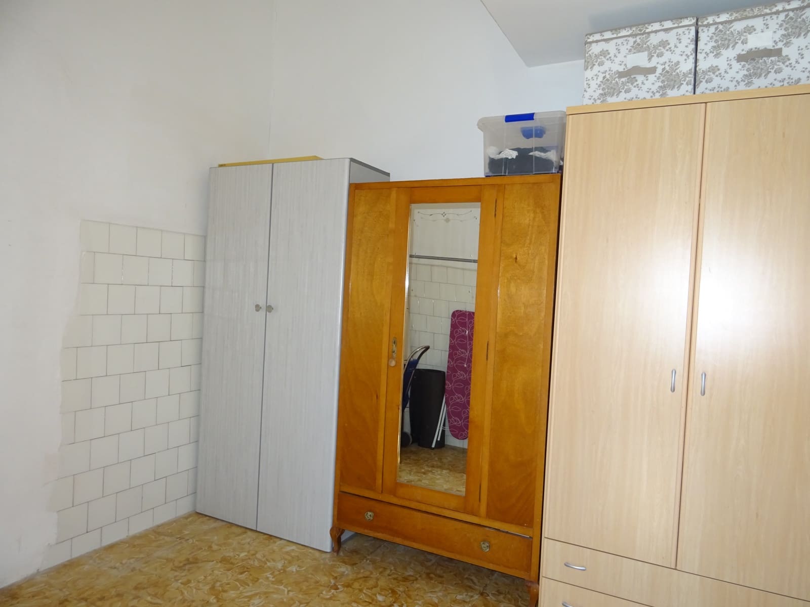 8 soveværelse Byhus til salg i Jalon / Xalo - € 330.000 (Ref: 251340)