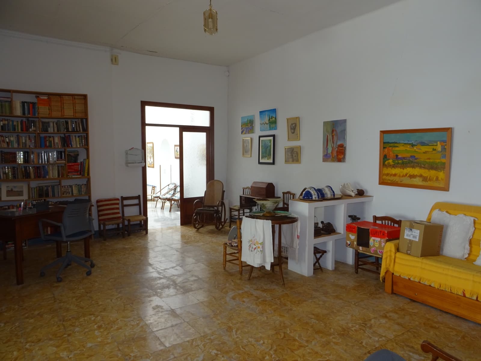 8 soveværelse Byhus til salg i Jalon / Xalo - € 330.000 (Ref: 251340)