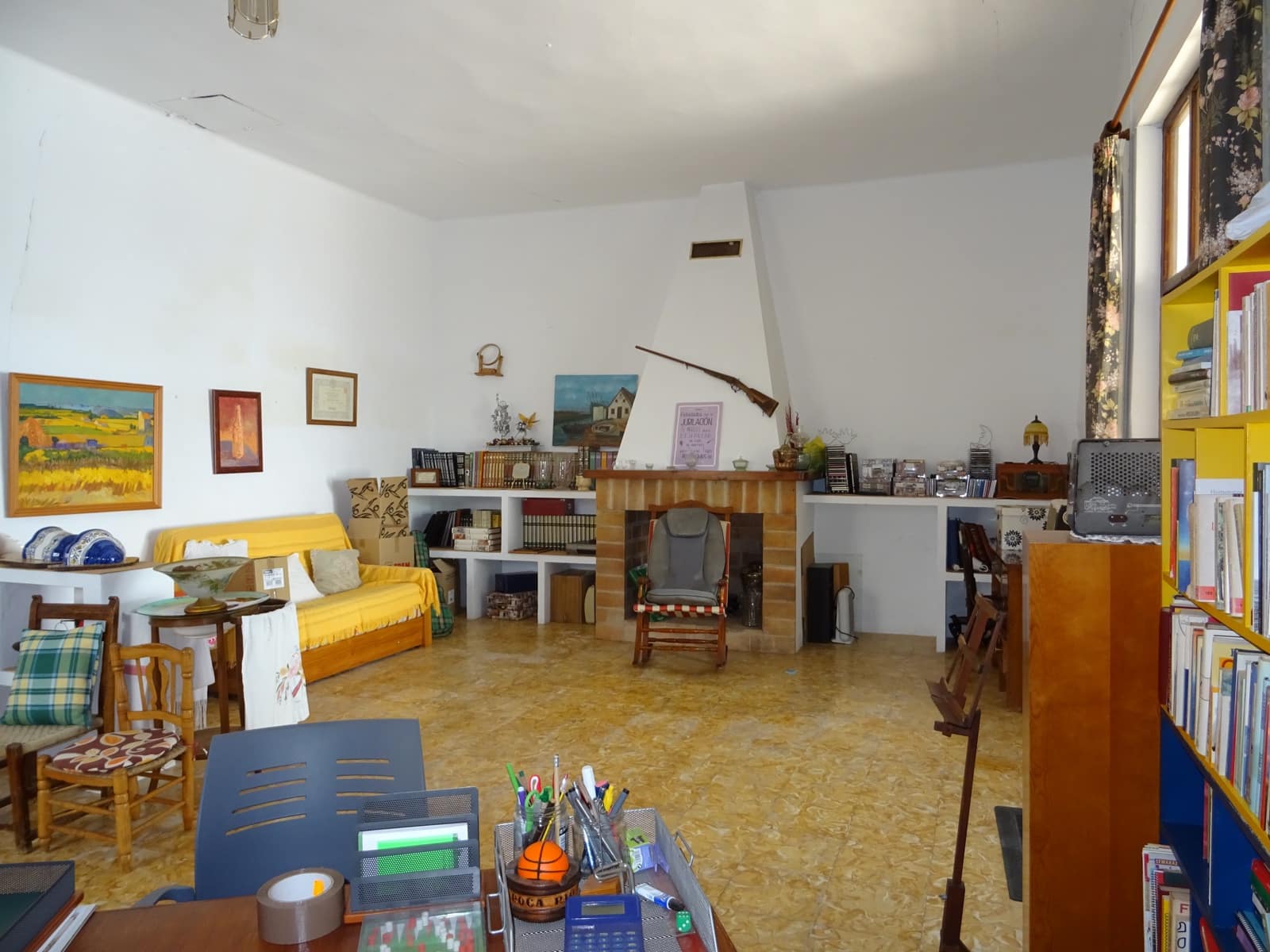 8 soveværelse Byhus til salg i Jalon / Xalo - € 330.000 (Ref: 251340)