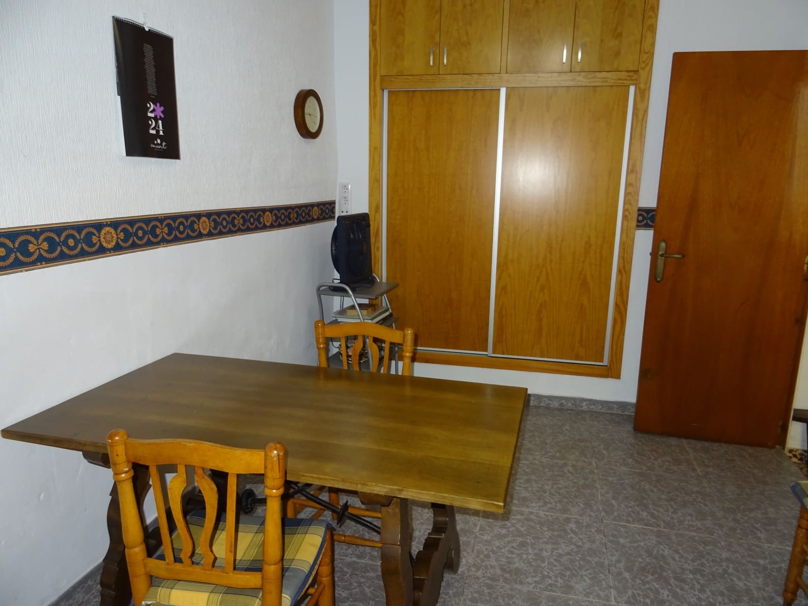 8 soveværelse Byhus til salg i Jalon / Xalo - € 330.000 (Ref: 251340)