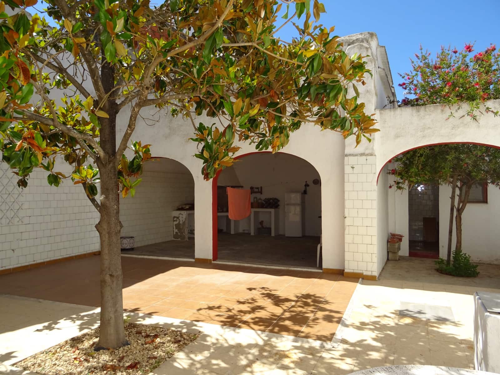 8 soveværelse Byhus til salg i Jalon / Xalo - € 330.000 (Ref: 251340)