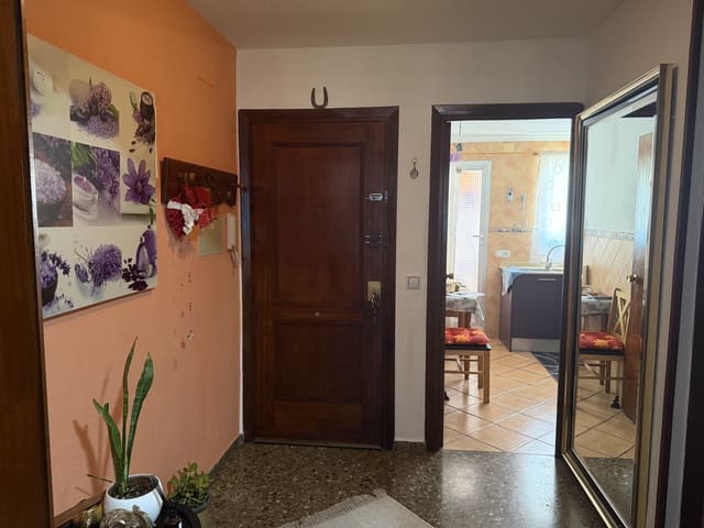 4 Zimmer Apartment zu verkaufen in Jalón / Xaló - 183.000 € (Ref: 255678)