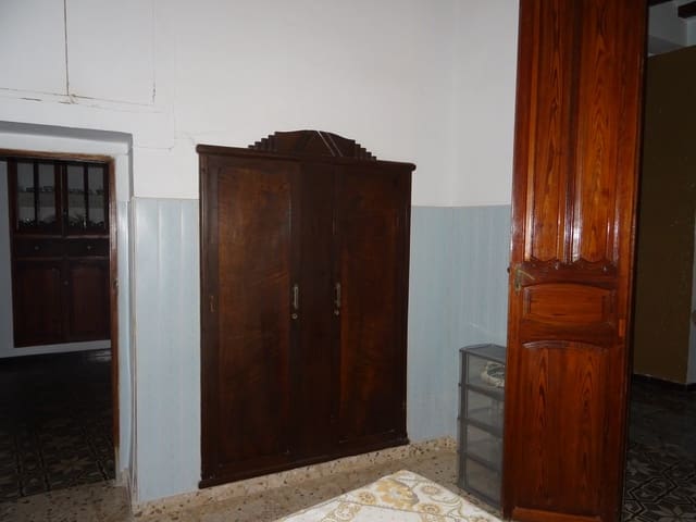 4 makuuhuone Omakotitalo myytävänä paikassa Alcalalí / Alcanalí - 189 000 € (Ref: 265136)