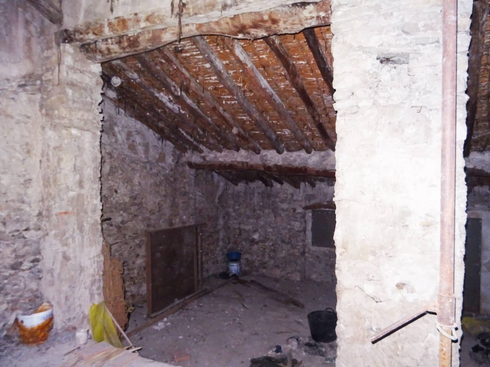 6 soveværelse Byhus til salg i Castell de Castells - € 46.000 (Ref: 283794)