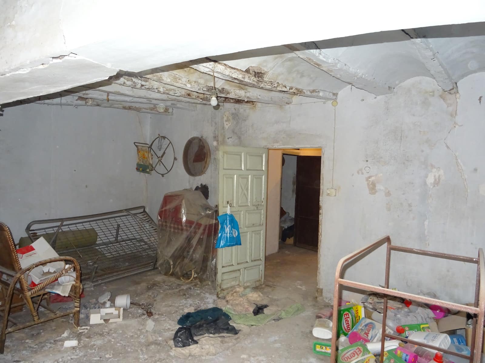 6 soveværelse Byhus til salg i Castell de Castells - € 46.000 (Ref: 283794)