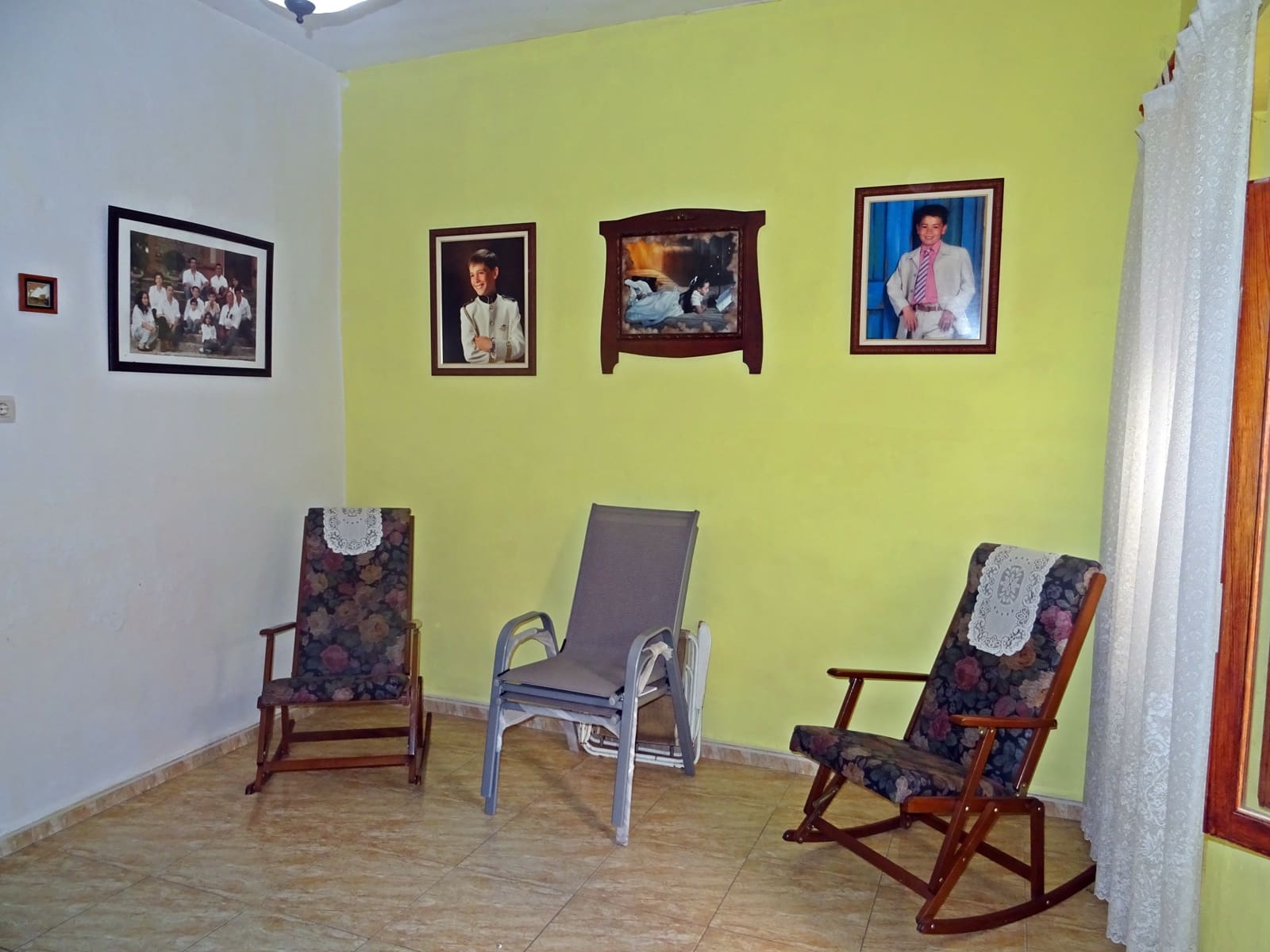 5 bedroom Townhouse for sale in Orba - € 165,000 (Ref: 714513)