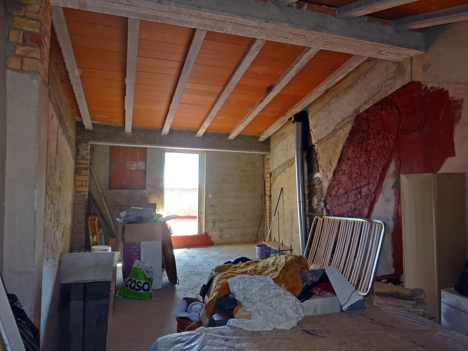 5 bedroom Townhouse for sale in Orba - € 165,000 (Ref: 714513)