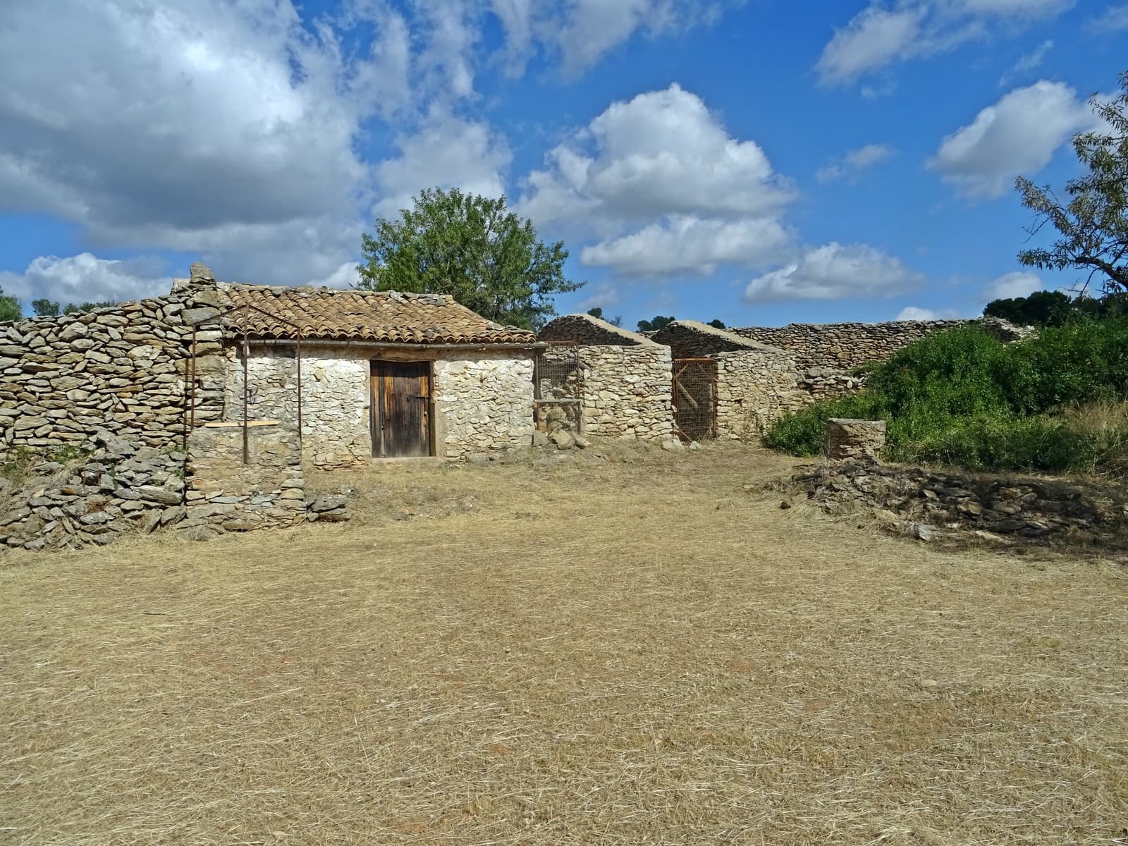 2 soveværelse Finca/Landehus til salg i Lliber - € 50.000 (Ref: 714516)