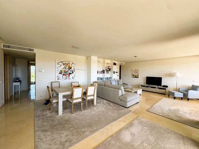4 soveværelse Lejlighed til salg i Puerto de Sotogrande - La Marina, San Roque med swimmingpool garage - € 1.450.000 (Ref: 9735921)