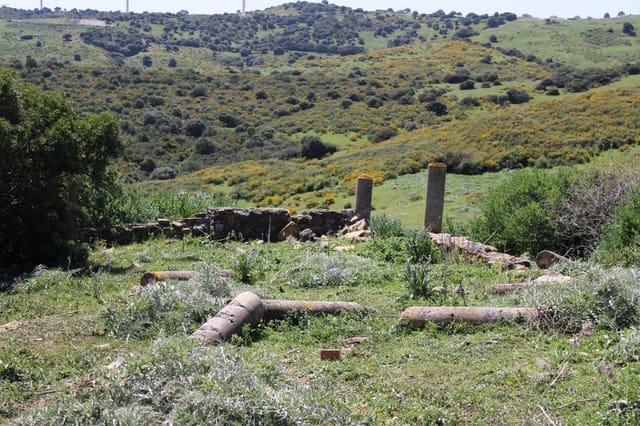 Terreno para Construção para venda em San Martin del Tesorillo - 600 000 € (Ref: 9735924)