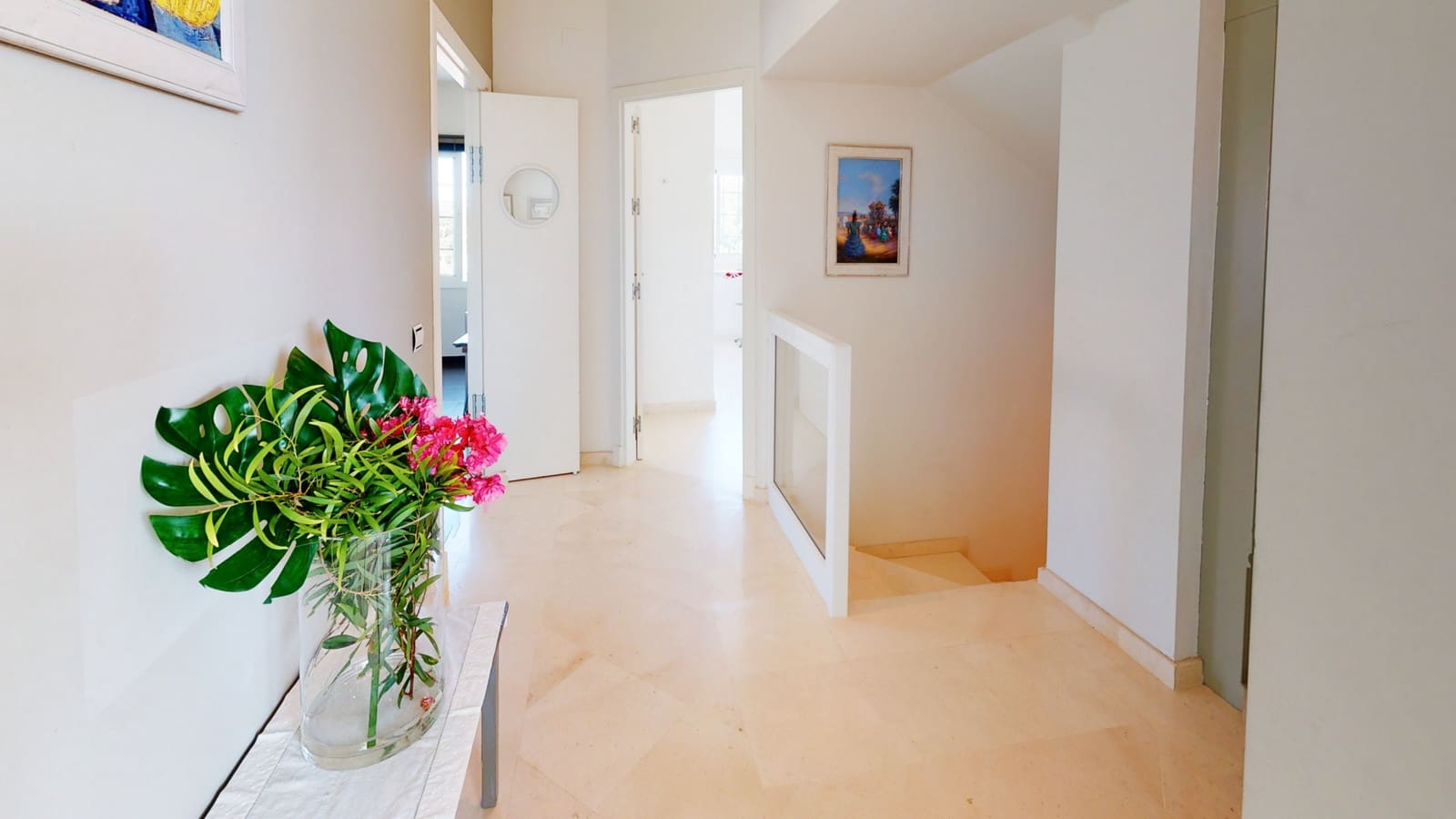 7 soverom Villa til salgs i Sotogrande med svømmebasseng garasje - € 1 450 000 (Ref: 9735926)