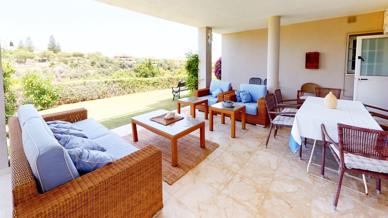 7 soverom Villa til salgs i Sotogrande med svømmebasseng garasje - € 1 450 000 (Ref: 9735926)