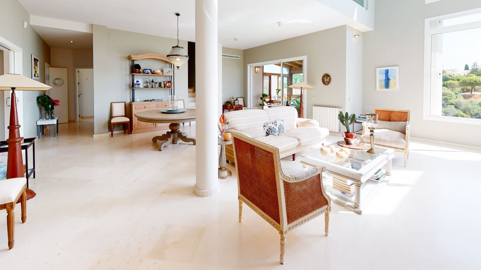 7 soverom Villa til salgs i Sotogrande med svømmebasseng garasje - € 1 450 000 (Ref: 9735926)