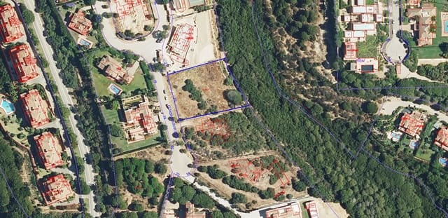 Byggegrund til salg i Sotogrande, San Roque - € 890.000 (Ref: 9738379)