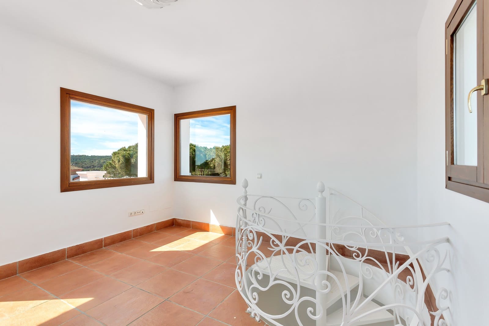 5 chambre Villa/Maison à vendre à Sotogrande avec piscine garage - 2 250 000 € (Ref: 9741606)