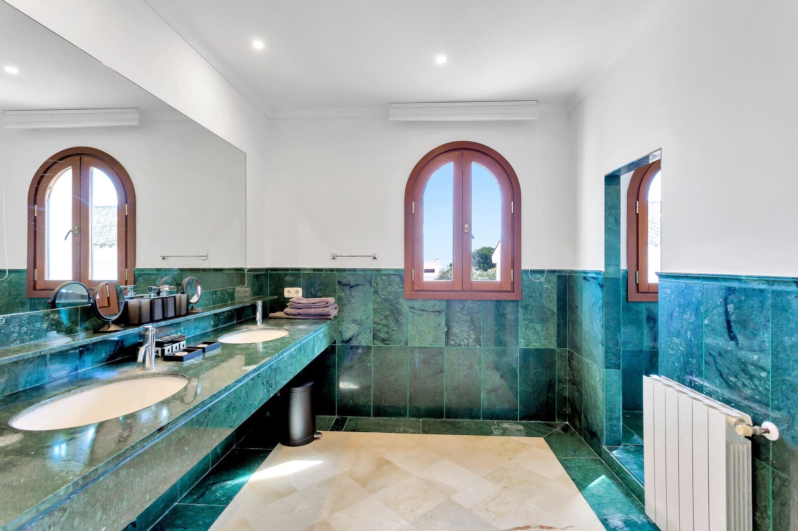 5 chambre Villa/Maison à vendre à Sotogrande avec piscine garage - 2 250 000 € (Ref: 9741606)