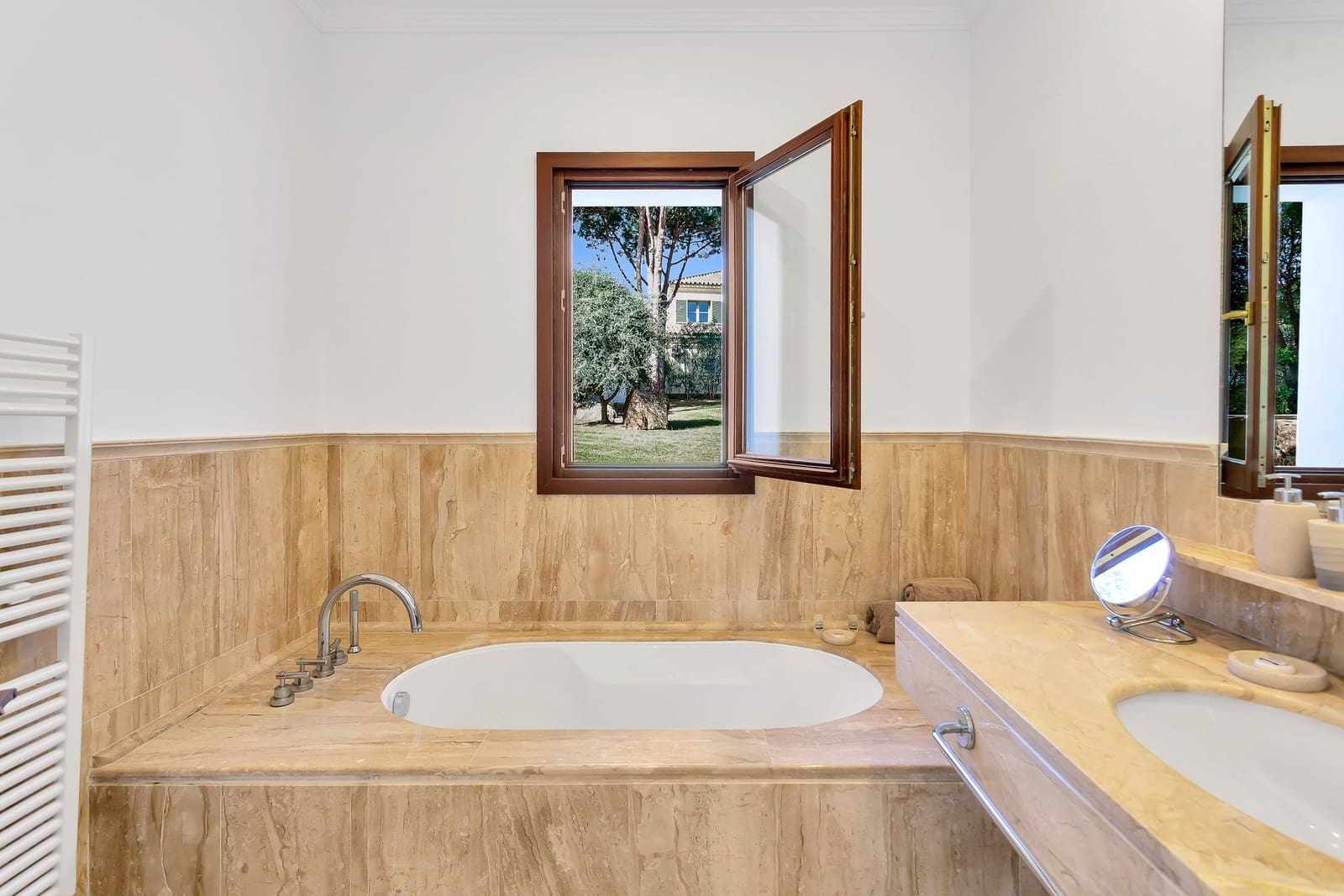 5 chambre Villa/Maison à vendre à Sotogrande avec piscine garage - 2 250 000 € (Ref: 9741606)