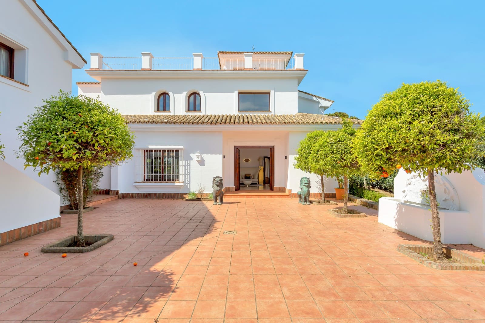 5 chambre Villa/Maison à vendre à Sotogrande avec piscine garage - 2 250 000 € (Ref: 9741606)