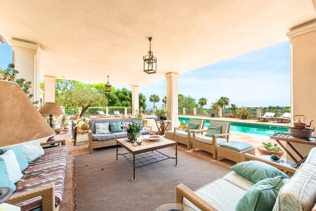 9 sovrum Villa till salu i Sotogrande med pool garage - 3 600 000 € (Ref: 9741607)