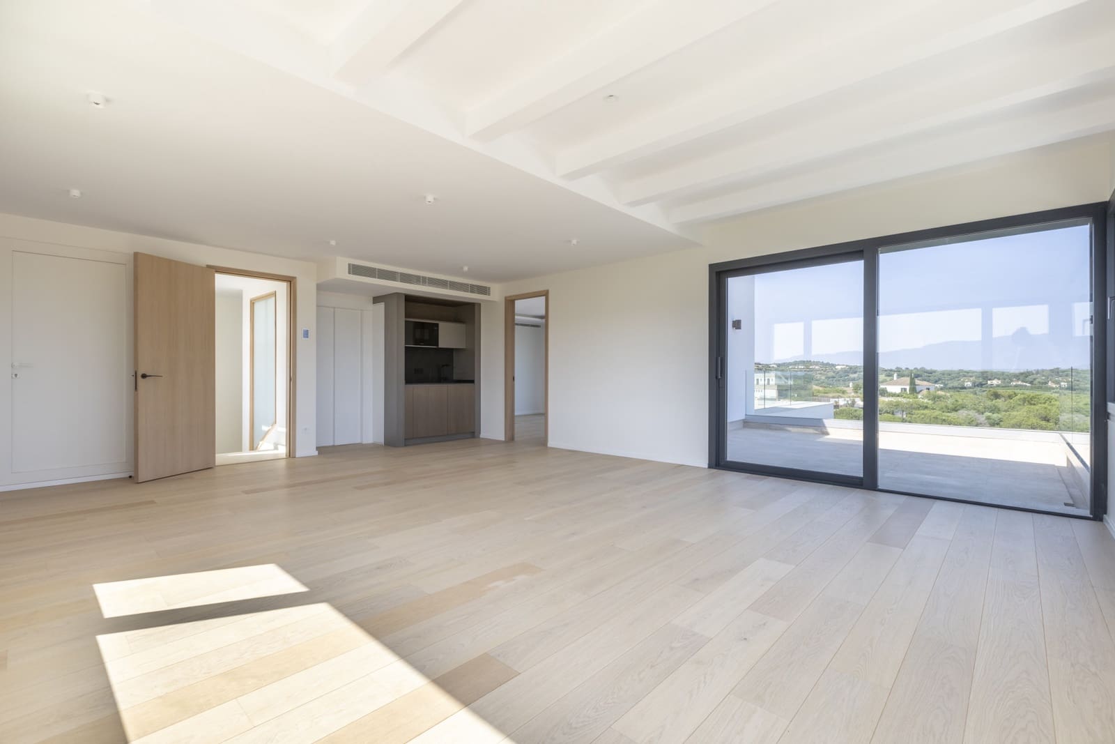 8 bedroom Villa for sale in Sotogrande with pool garage - € 6,950,000 (Ref: 9741610)