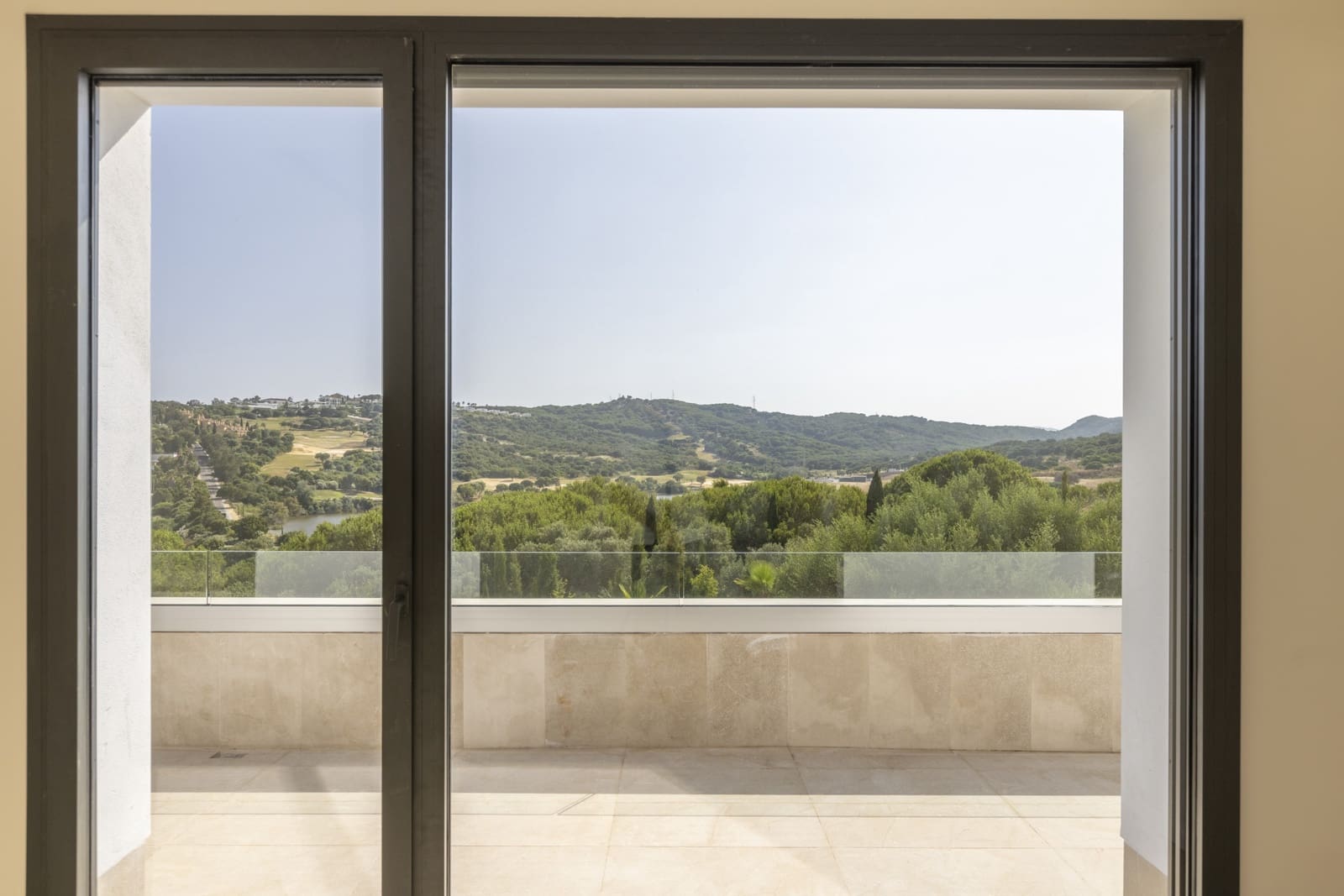 8 bedroom Villa for sale in Sotogrande with pool garage - € 6,950,000 (Ref: 9741610)