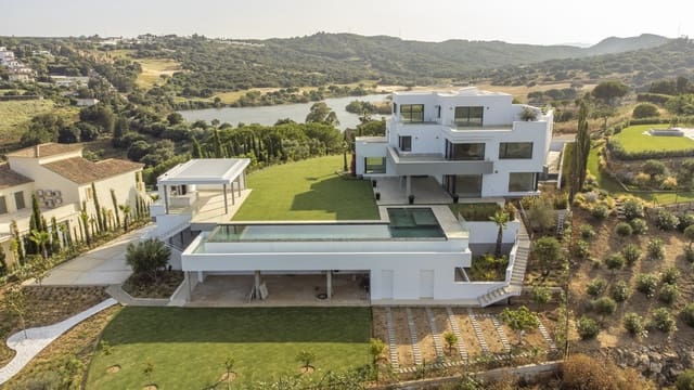 8 sypialnia Willa na sprzedaż w Sotogrande, San Roque z basenem garażem - 6 950 000 € (Ref: 9741610)