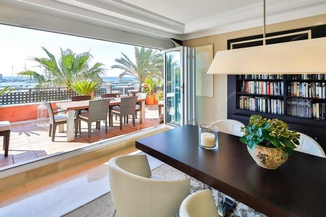 3 quarto Penthouse para venda em Sotogrande, San Roque com garagem - 2 300 000 € (Ref: 9741614)