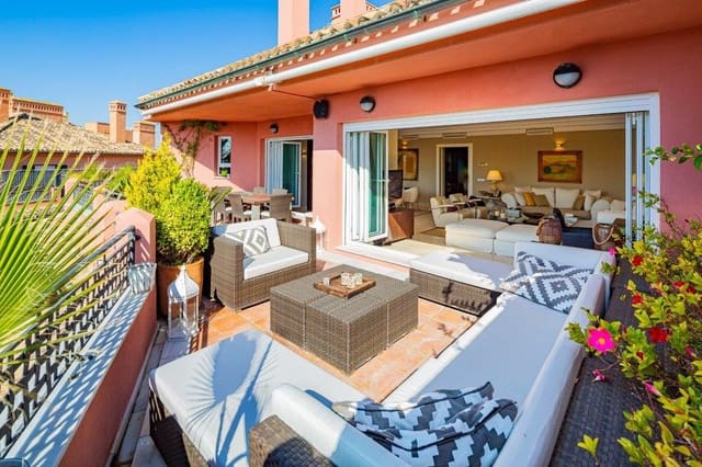 3 quarto Penthouse para venda em Sotogrande, San Roque com garagem - 2 300 000 € (Ref: 9741614)